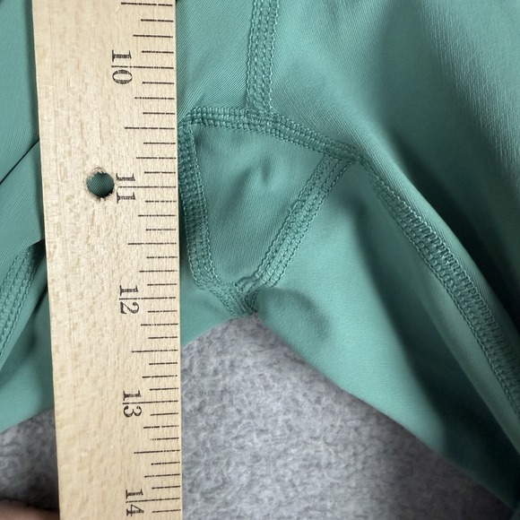 Vuori Pants Womens Large Green Leggings Gym Running Yoga Pockets 7/8 Preppy - Picture 10 of 12